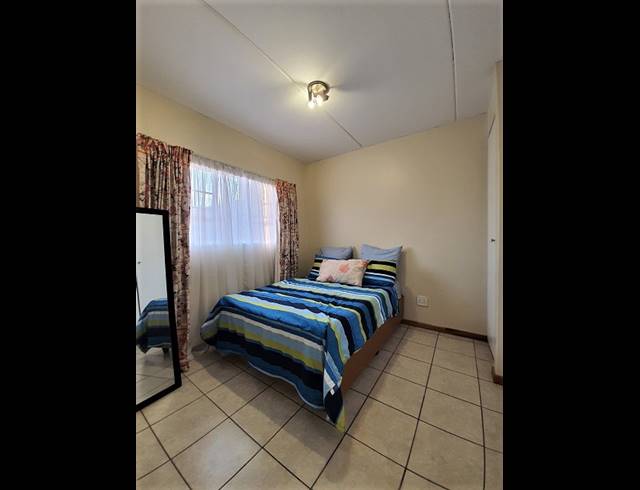 1 BEDROOM APARTMENT BLOCK TO LET IN HALFWAY HOUSE
